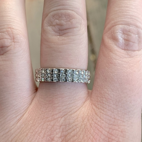 ❗️LAST CHABCE 9/30❗️STERLING SILVER CUBIC ZIRCONIA 3 ROW ETERNITY BAND - Picture 7 of 10